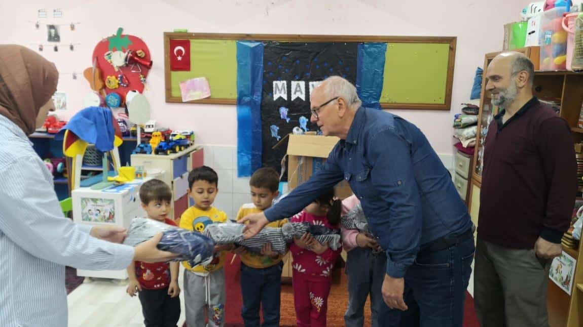 Ankara Çarşıbaşılılar Derneği Okulumuza Yardım Elini Uzattı